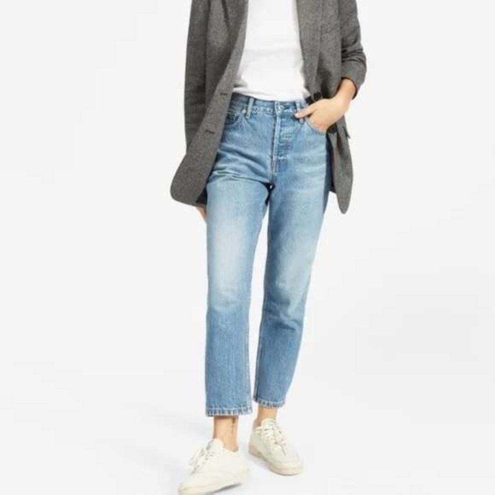 Everlane The Straight Curvy 90's Cheeky Jean Light Wash Women's 27 Carolyn